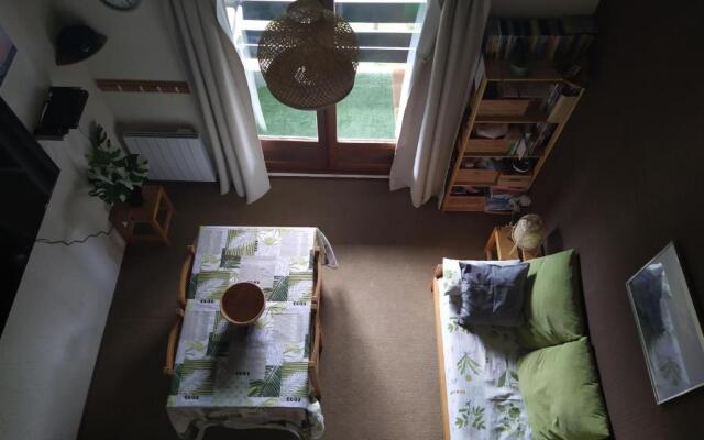 Duplex 3 pièces. Pieds des pistes et balcon!