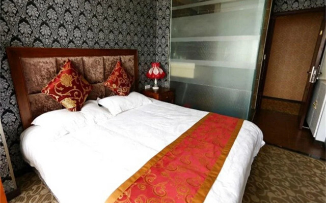 Yanting Zhuoyue Theme Hotel