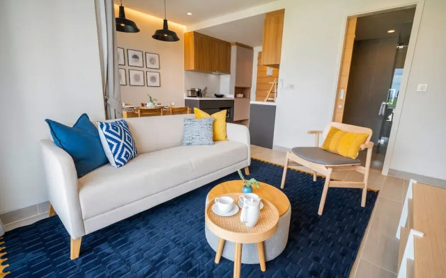 Laguna Lakeside Residences