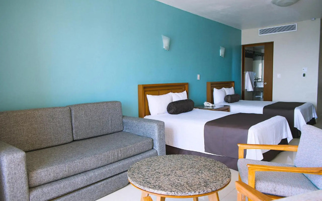 Don Pelayo Pacific Beach