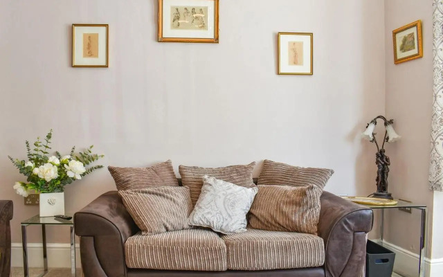 Wonderful 2 bedroom terrace house