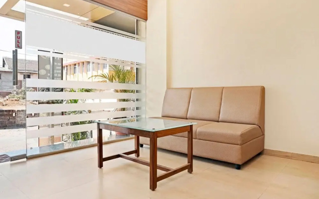 Hotel Navalai Pride By OYO Rooms