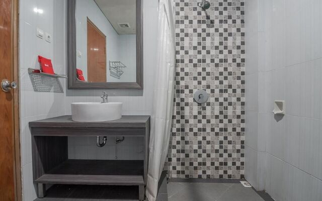 RedDoorz Premium @ Fafa Hills Resort Puncak