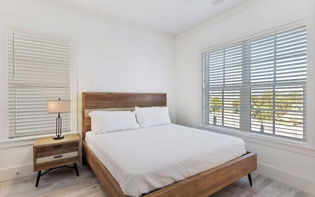 Beach House - Shellebration by PHG