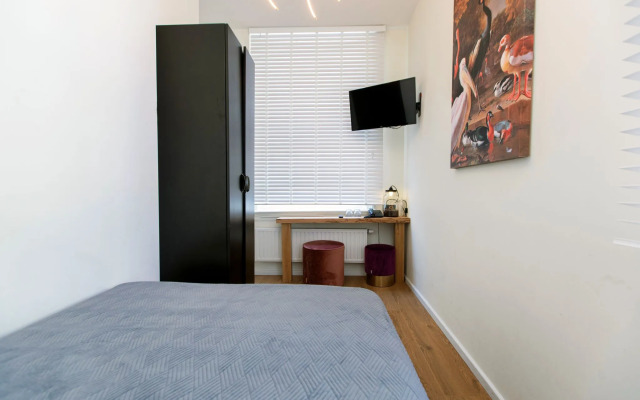 Quentin Hotel Golden Bear
