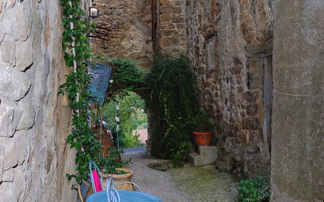 Chambre et table dhôtes le Roc sur lOrbieu