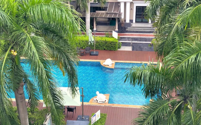 The Green View Hotel