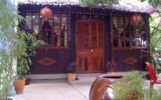 Nam Thanh Homestay - Hostel