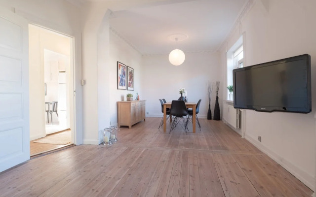 Spacious 2-bed Apartment in Aalborg