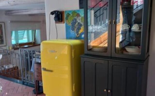 Flat 1 Bedroom 1 Bathroom - Varazze