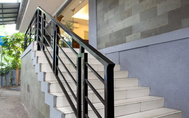 Excellent Seven Hotel