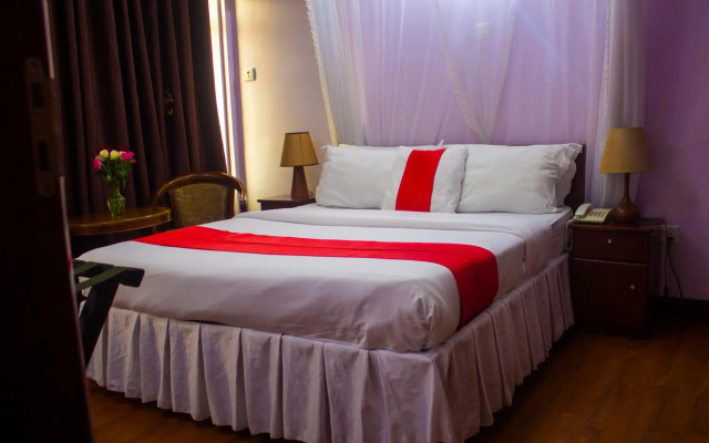 Hotel Aquiline