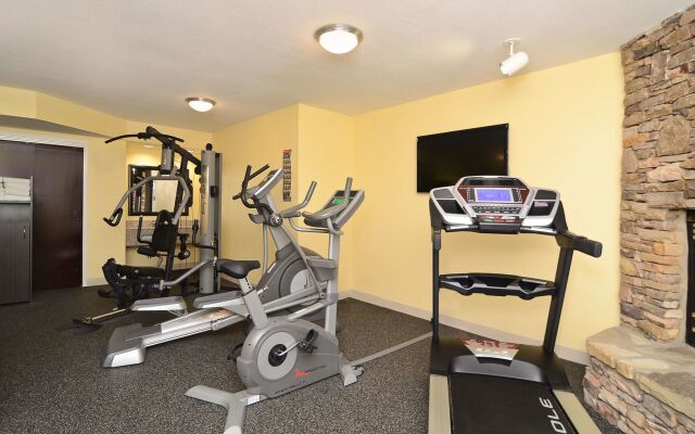 Best Western Cades Cove Inn