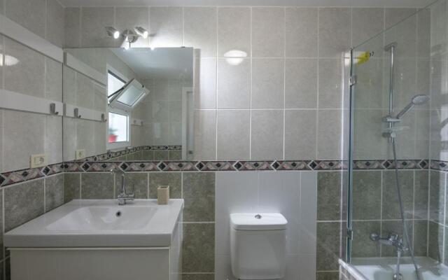 ampio luminoso 3 camere 3 bagni giardino quiete Wi-Fi