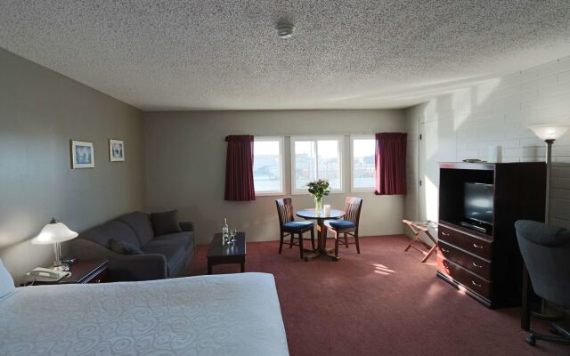 Travelodge by Wyndham Grande Prairie