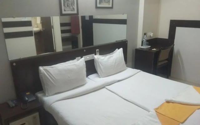 Peanut Hotel by JK Rooms