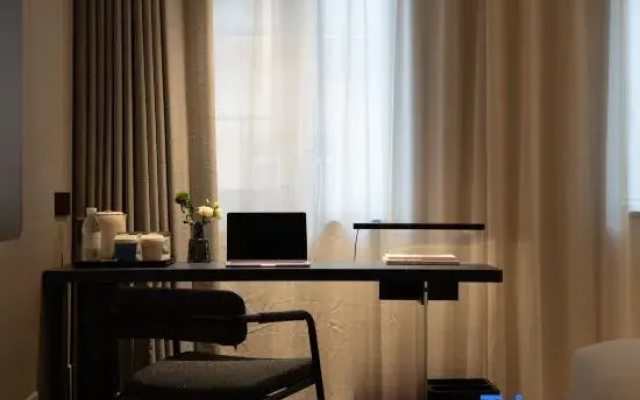 Xiamen Zhongshan Road Pedestrian Street Bashi Residence Hotel