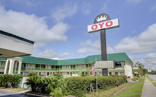 OYO Hotel Douglas GA US-441