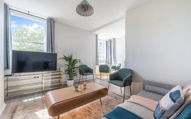 Lovely 1 bedroom apartment in Waterloo