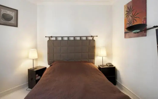 Bourse Apartment