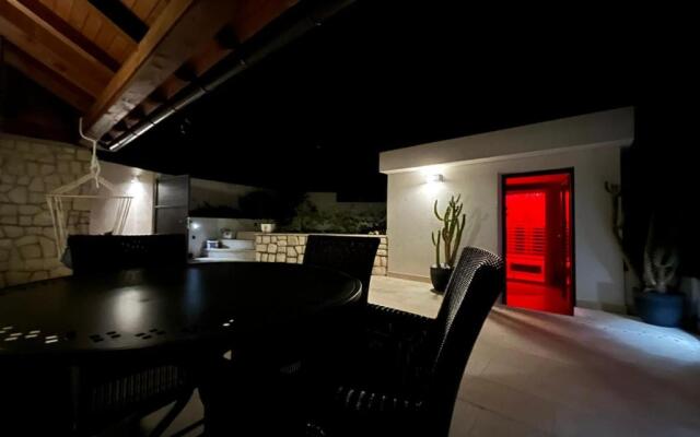 Villa HAUS NIKO - "MaxSea" suite with sauna