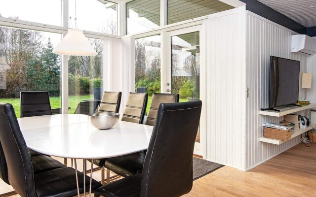 5 Person Holiday Home in Odder-by Traum