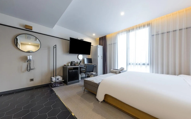 Gimhae Samgye Brown Dot