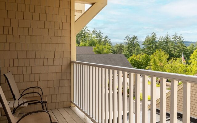 Grand Summit Hotel at Attitash