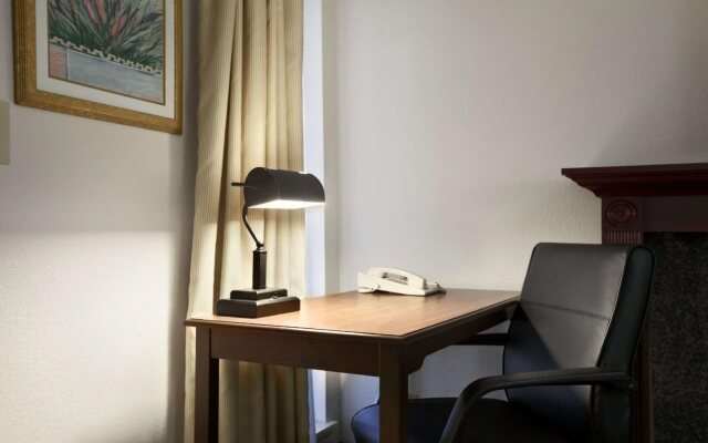 Hawthorn Suites By Wyndham Troy, MI