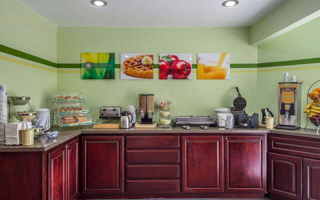 Quality Inn & Suites Capitola By the Sea