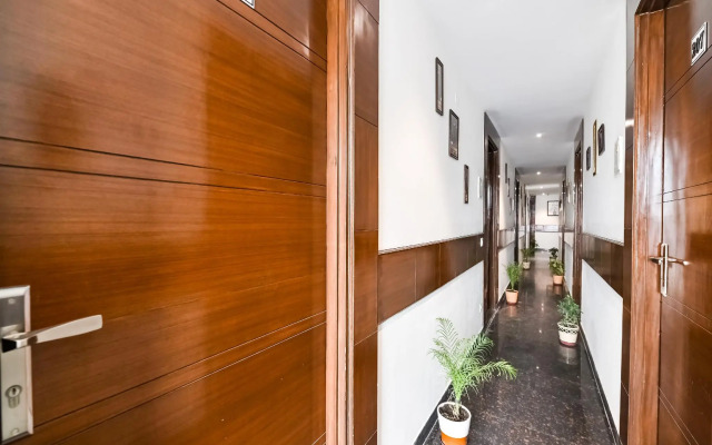 White Rose Wallon Hotel by OYO Rooms