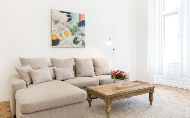 HeyMi Apartments in City Center