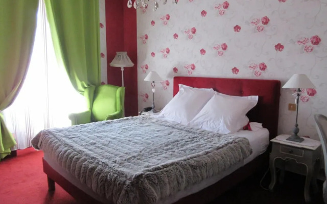 Logis Hôtel le Trianon