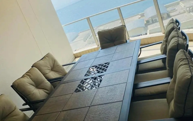 Santorini 206B -Margate RSA