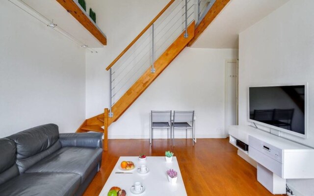 Beautiful Renovated Flat Near Eiffel Tower