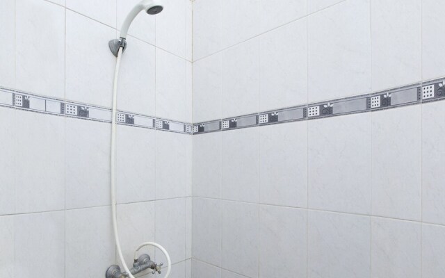 Hotel Pura Puspa Rosa by OYO Rooms