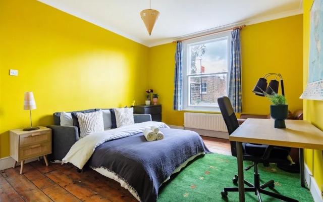 Cozy 2BR Near Notting Hill & Hyde Park