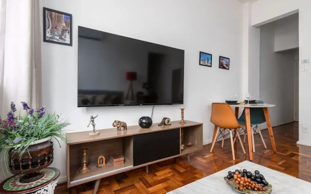 7 Minutes From Ipanema Beach Bt302b