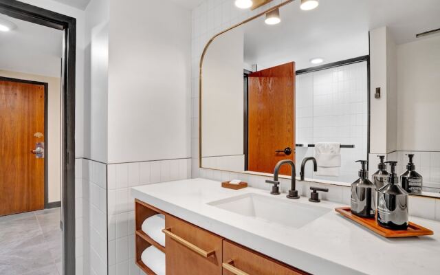 Hotel Indigo Minneapolis Downtown, an IHG Hotel