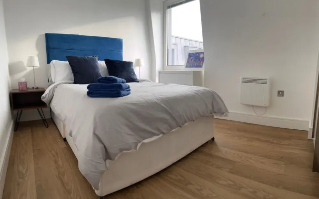 2br-modern-fullkitchen-25mincentrallondon-parking