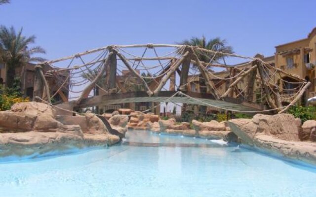 La Sirena Hotel Beach Resort