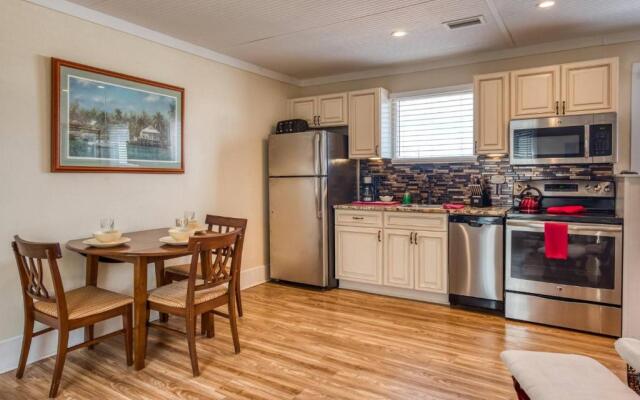 Orange Street Apartment