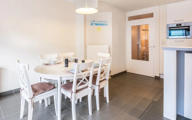 Nice Apartment Close to the sea and Center