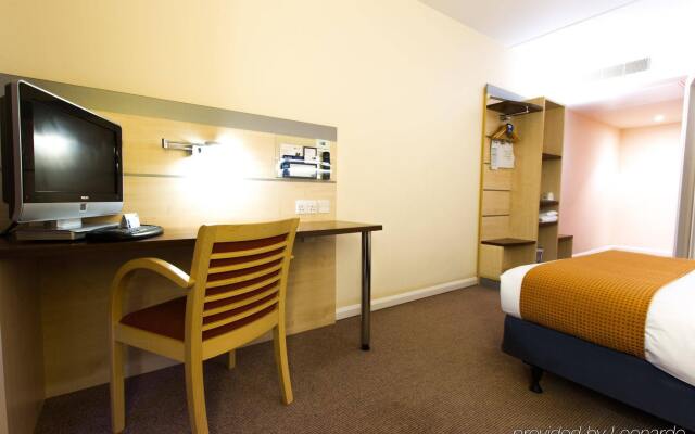 Holiday Inn Express London-Watford Junction, an IHG Hotel