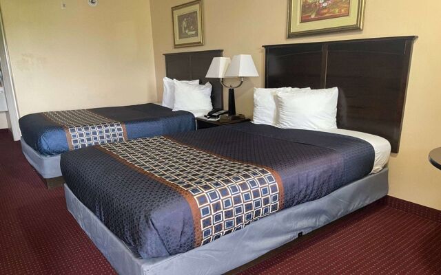 Carom Inn A Travelodge By Wyndham Denham Springs