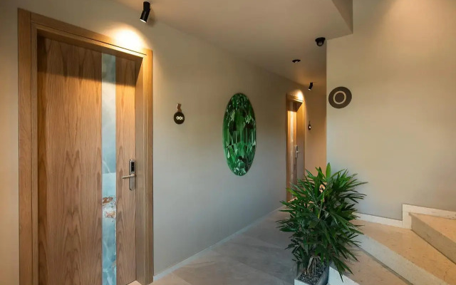 Cosmeen Lifestyle Boutique Stay
