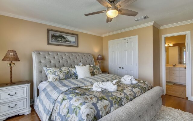 Beachfront Melody 4 Bedroom Home