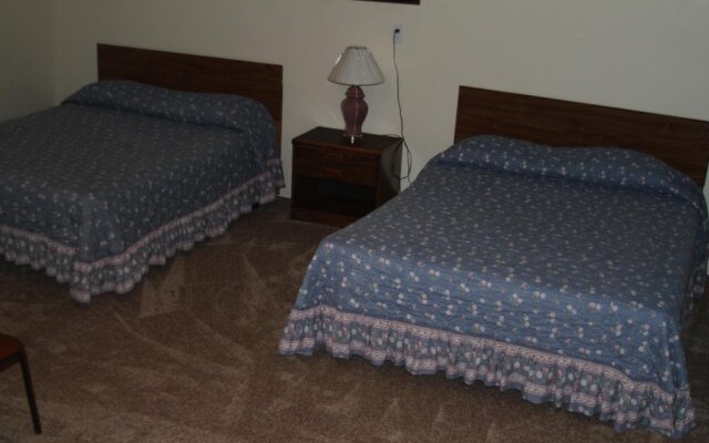 Badlands Hotel and Campground