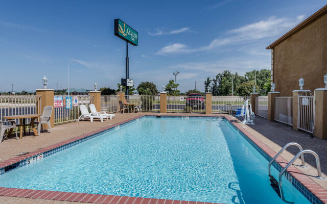 Quality Inn