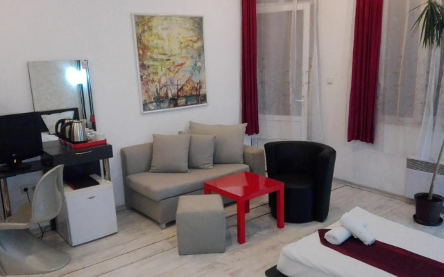 Scotty's Boutique Hotel